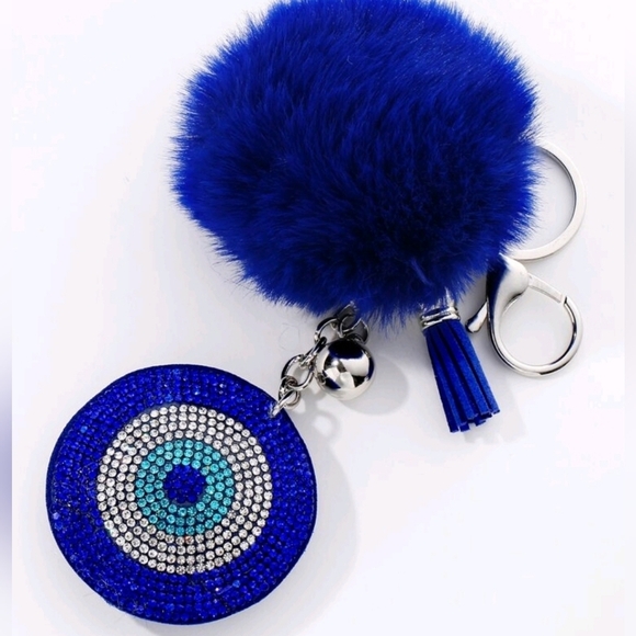🔹️Evil eye 🔹️blue Rhinestone Decor heart Charm Keychain ✨️💙👀 - Picture 1 of 4